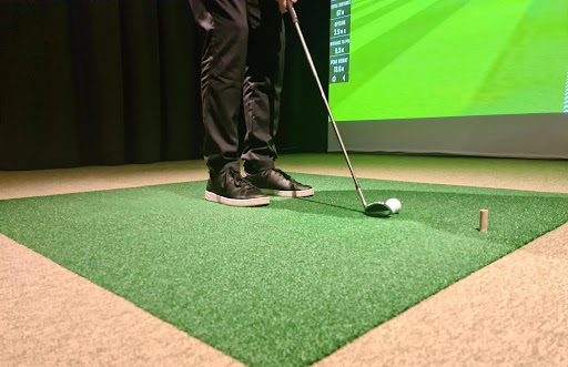 6 Best Online Golf Simulator Retailers: How the Top Shops Stack Up Head to Head